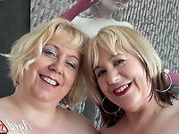 Trisha and Lexie Cummings engage in a quartet