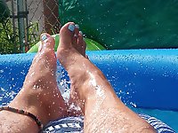 Aquatic foot pampering