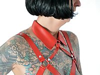 Fiery old girls are playing themselves