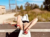 Exhib outdoor Slut stepmom milf show her ass boob pussy pose